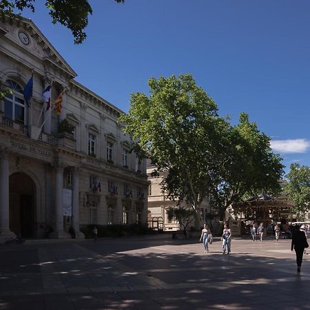 Le Central Avignon Buitenkant foto